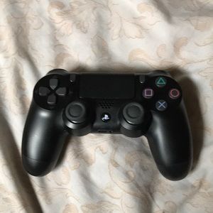 Sony PlayStation 4 not broken, Pre owned